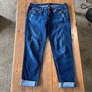 White House Black Market Girlfriend Distressed Capri Jeans